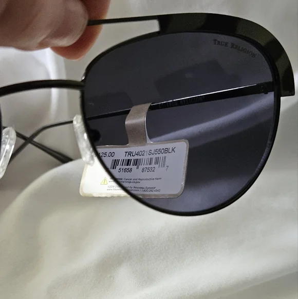 NWT True Religion Black Sunglasses